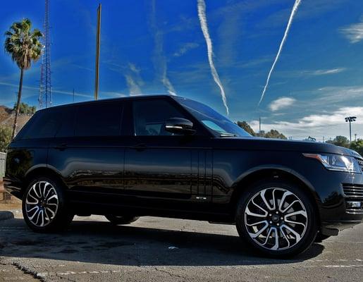 This Range Rover Supercharged LWB is the most luxurious SUV on the planet. Rent this today and enjoy Southern California