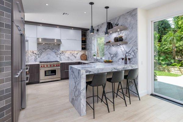 Contemporary kitchen remodel in Newbury Park