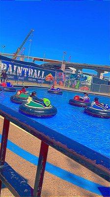 Bumper boats