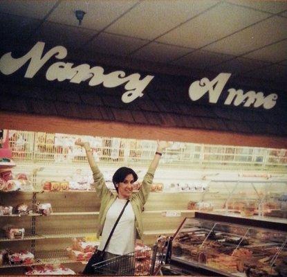 Nancy Anne Bakery Section at Schnucks - Webster Groves, Missouri, 1991