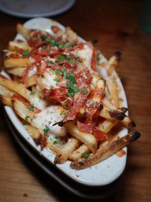 Pizza Fries @tiffhuangry