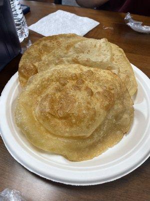 Poori that came with the chicken curry