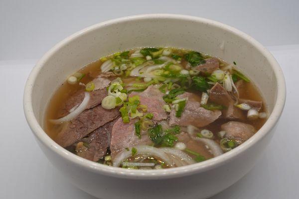 Beef combination pho