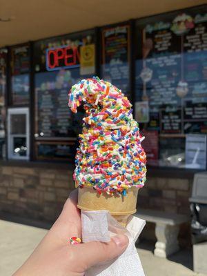 Vanilla custard with rainbow jimmies