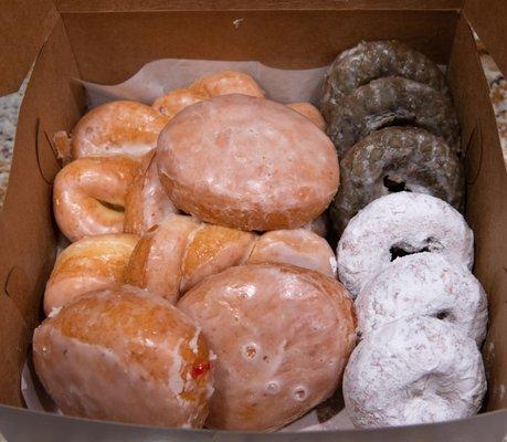 Mixed donuts