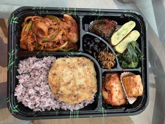 Spicy pork bento box