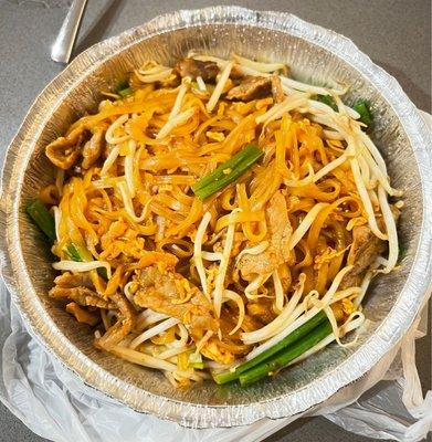 Pad Thai Noodles with pork