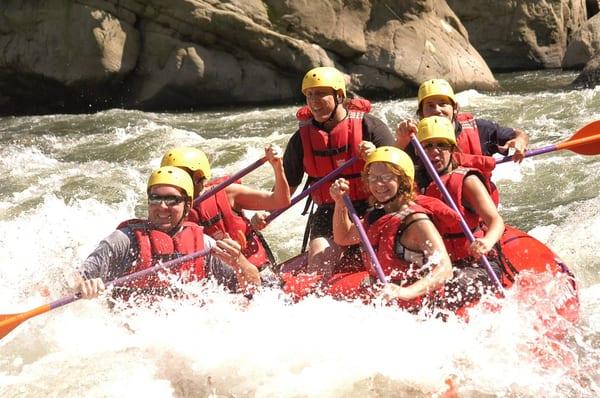 Class 3 whitewater rafting on the Lower Yough in Ohiopyle, PA