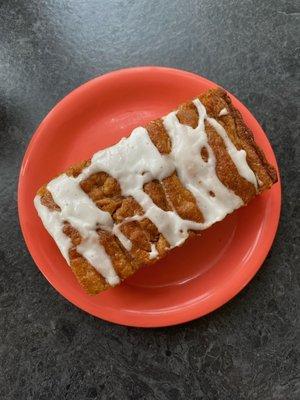 Cinnamon Roll Cake