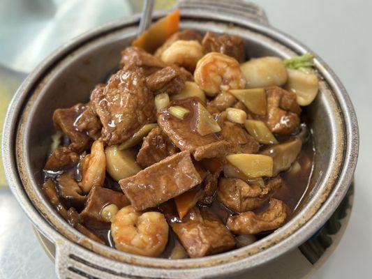 Seafood Beancurd Deluxe Claypot