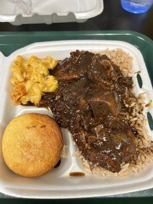 Oxtails, beans & rice, Mac n cheese and cornbread