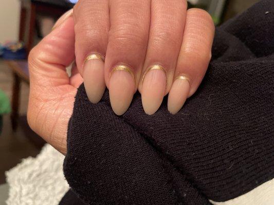 Natural nails with a little highlight