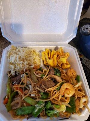 Combination Lo Mein with veggies added for $3. They give you a lot when you add stuff. Love it!!