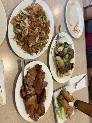 Seafood chow fun, beef Choi sum and duck