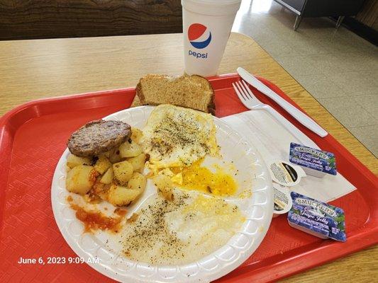 2 eggs, half potatoes, half grits.