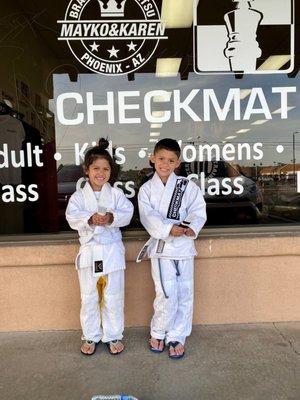 Checkmat Phoenix - Mayko & Karen