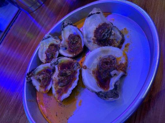 Half dozen mild steamed oysters