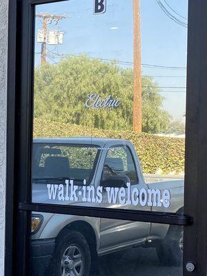 They don't do walk-ins even though it's all over their website and FRONT DOOR. Lol