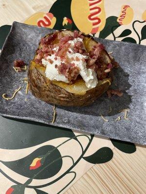 Classic Loaded 1lb Baked Potato