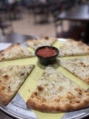 Cheesy garlic bread (medium)