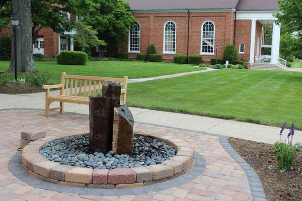 A beautiful fountain just outside the entrance to the church, as seen from the bus tour