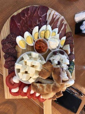 Smoked meat platter