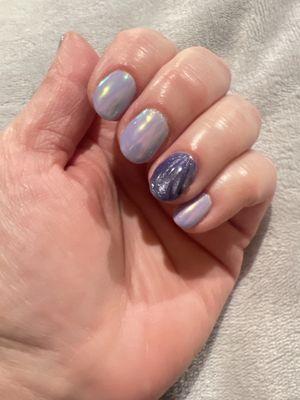 Chrome nails with design