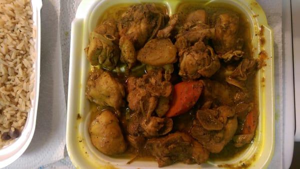 Curry Chicken, cooked with potatoes & carrots