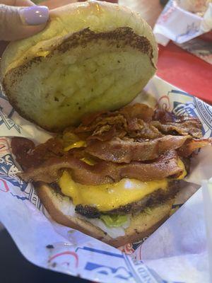 Bacon Cheeseburger