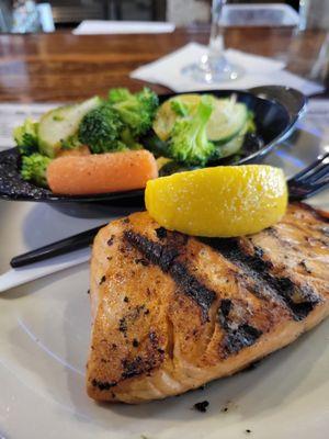 Salmon & Veggie Plate