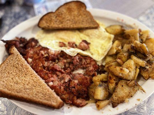 Corned Beef Hash, Eggs , Home Fries & Toast