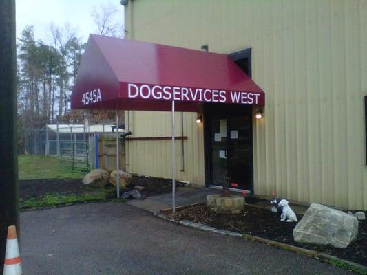 The entrance at DogServices West