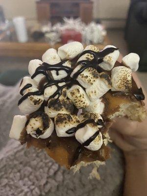 S'mores donut