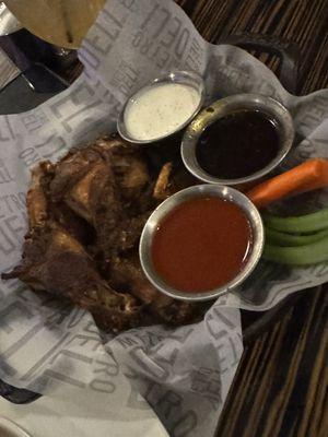 Buffalo wings with different sauces