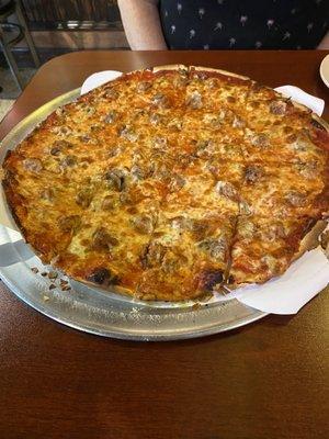 Cheese sausage mushroom pizza