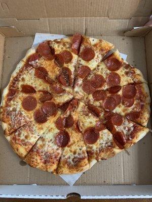 Medium Pepperoni Pizza