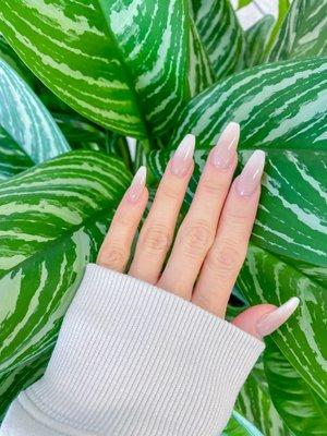 My new ombré nail set and this Chinese Evergreen has me dreaming of summer