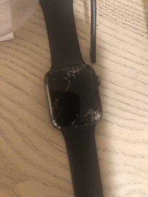 Cracked 44mm series 4 iwatch, LCD still in tact.