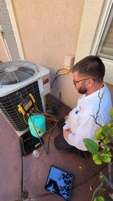 OfCourse Heating and Cooling Company located in Calimesa California  working on our air conditioning issues.