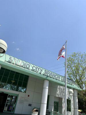 Studio City  Branch Library