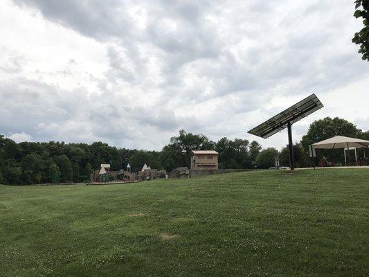 Pretty awesome park. free WiFi, picnic space/pavilions, two fantastic children's playgrounds and car  charging station.