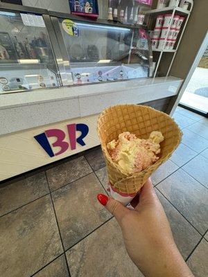 Waffle cone with "tropical ticket" (pineapple, guava with passionfruit swirls).