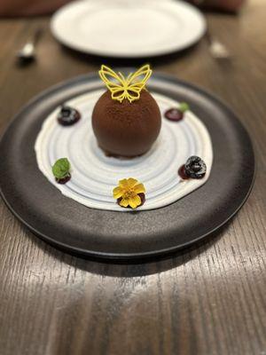 Pistachio tartufo