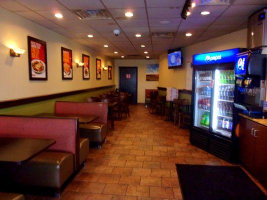 Standard pizzeria indoor eating area