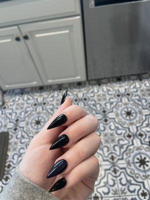 nails