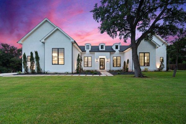 Exceptional North Austin  Custom Home on Coveted Estate lot.