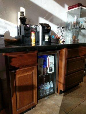 Beverage bar