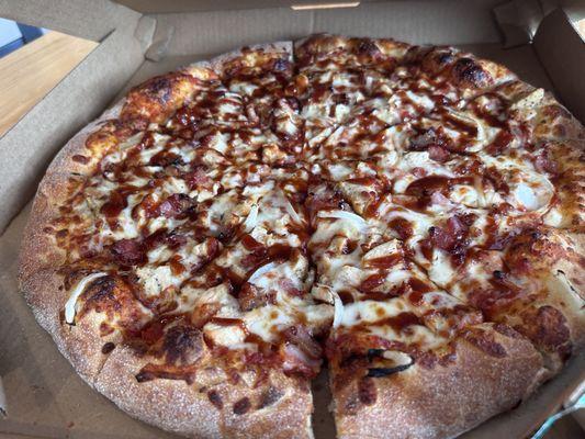 Bbq pizza pie