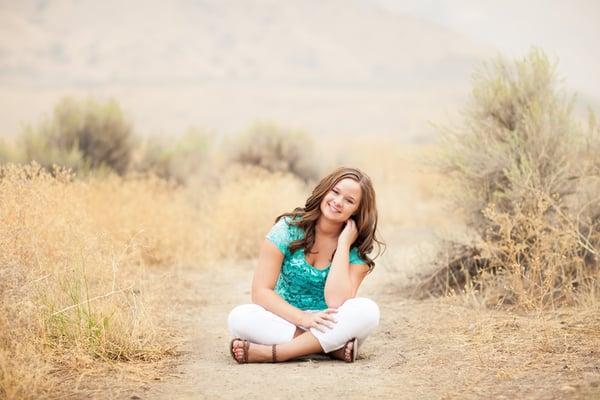 Nicole Conner Photography East Wenatchee High School Senior Photographer