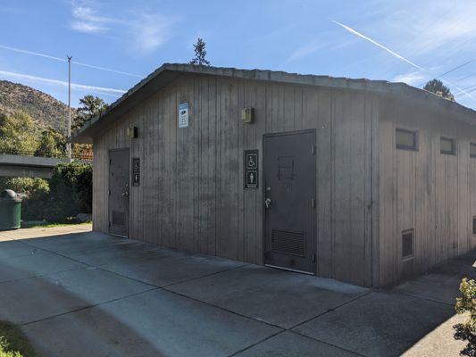 John F. Fleming Veteran's Memorial Park, Rogue River